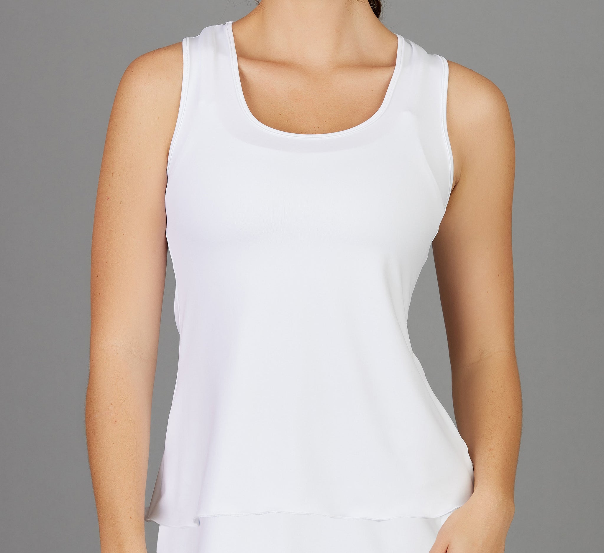 Classic Fullback Tank Top (white) | Denise Cronwall Activewear